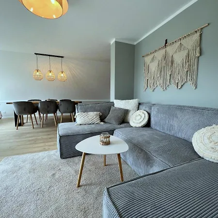 Boho Dreiraumwohnung Mit Balkon *